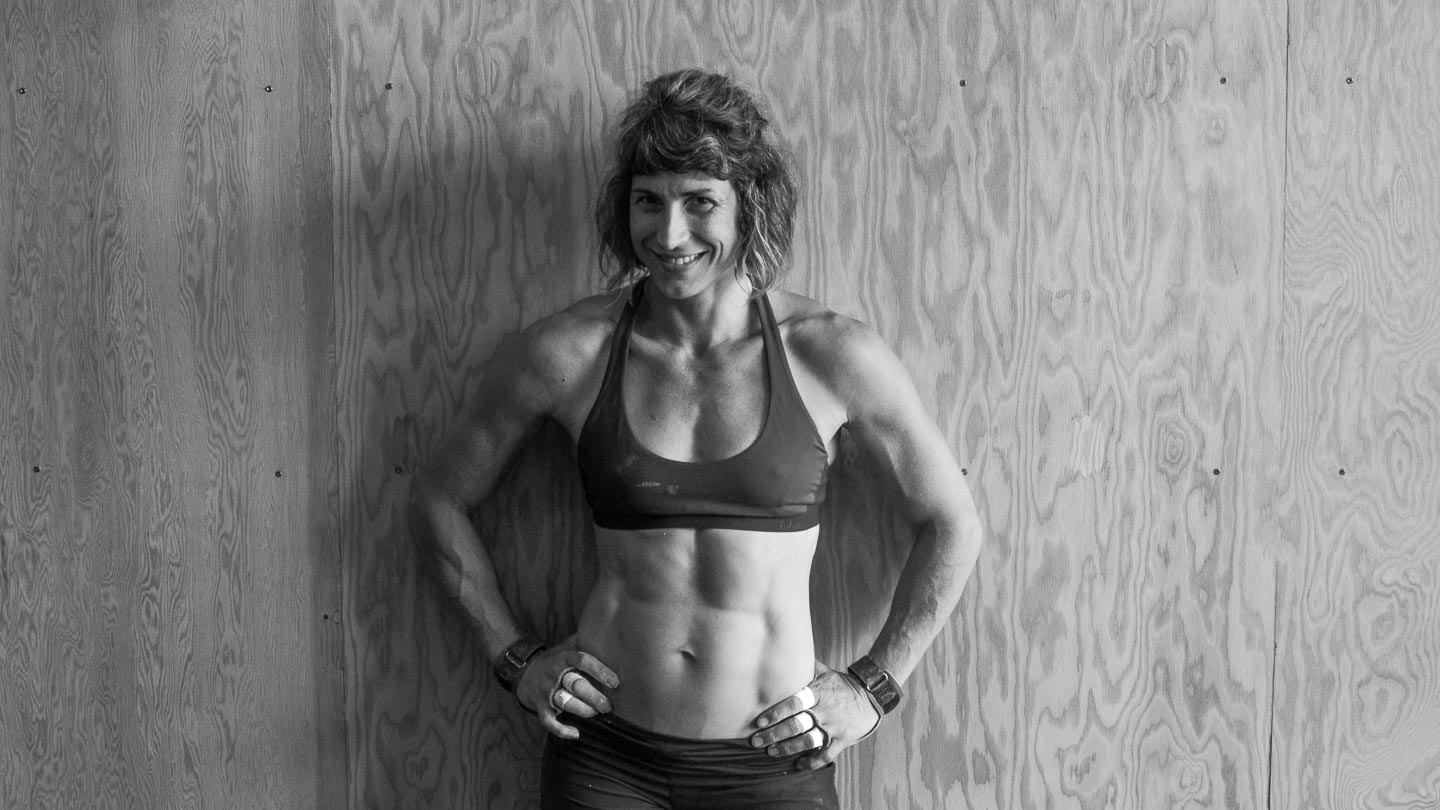 Mountain-Made-nutrition-coach-stephanie-china@1440px